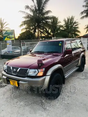 Nissan Patrol 2004 Beige