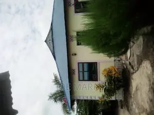 3bdrm House in Mark Real Estate, Visiga for sale
