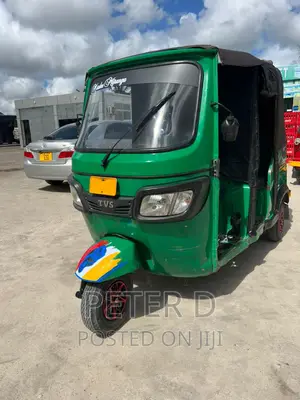 TVS King Deluxe Plus iTouch Start 2023 Gold
