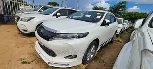 Toyota Harrier 2.5 Hybrid 4WD 2017 White