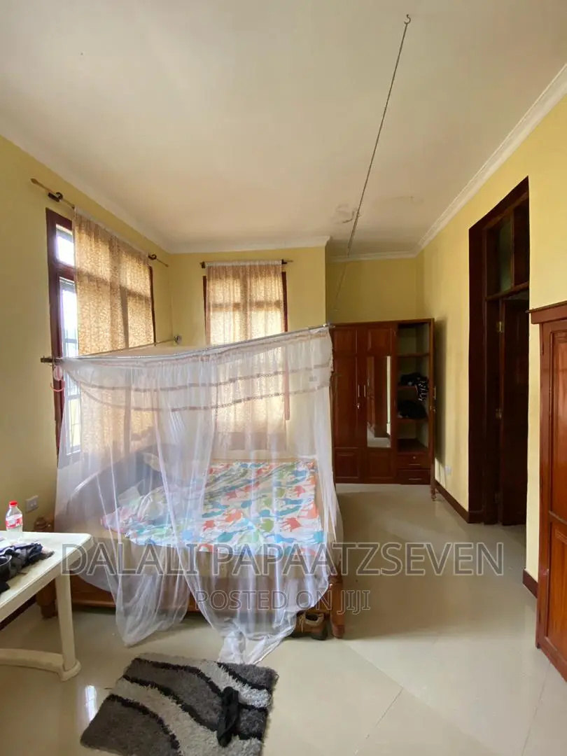 5bdrm House in Dalalipapaatzseven, Mbezi Beach for rent
