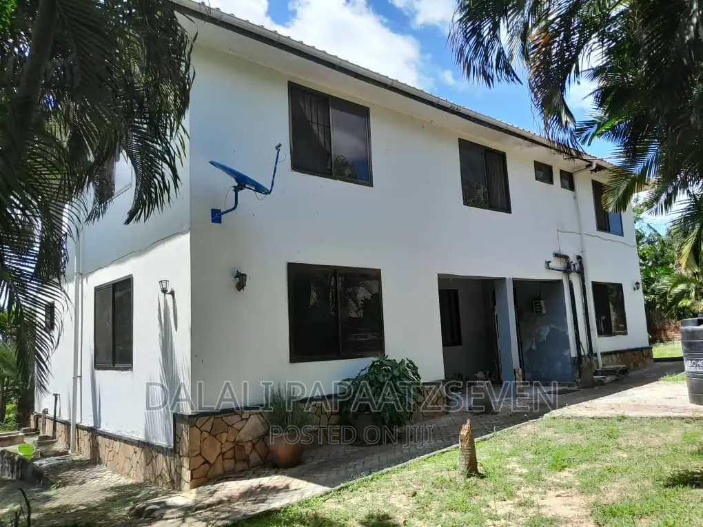 4bdrm House in Dalalipapaatzseven, Kinondoni for sale