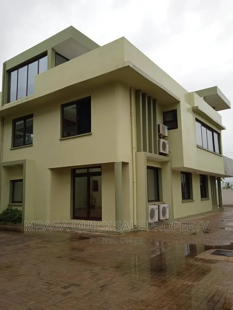 Furnished 4bdrm House in Masaki for rent