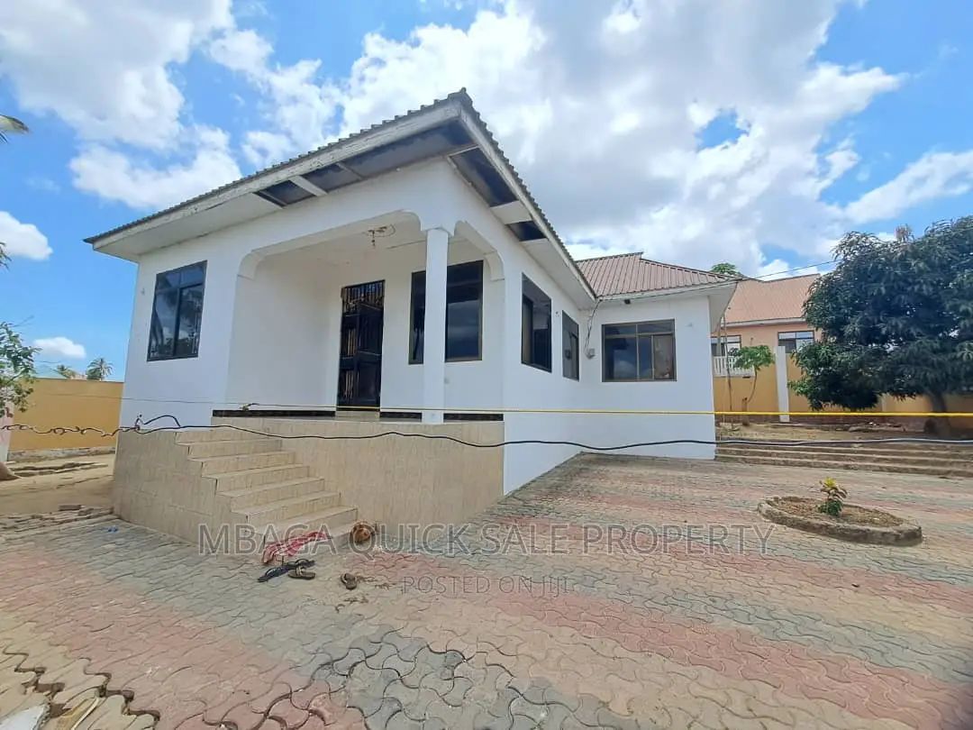 3bdrm House in Mbezi Msakuzi for sale