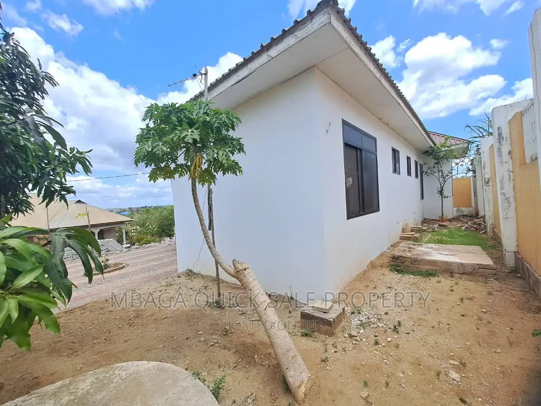 3bdrm House in Mbezi Msakuzi for sale