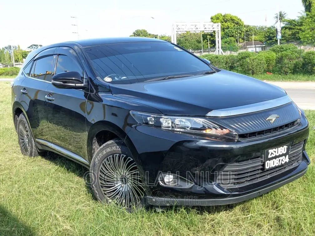 Toyota Harrier 2018 Black