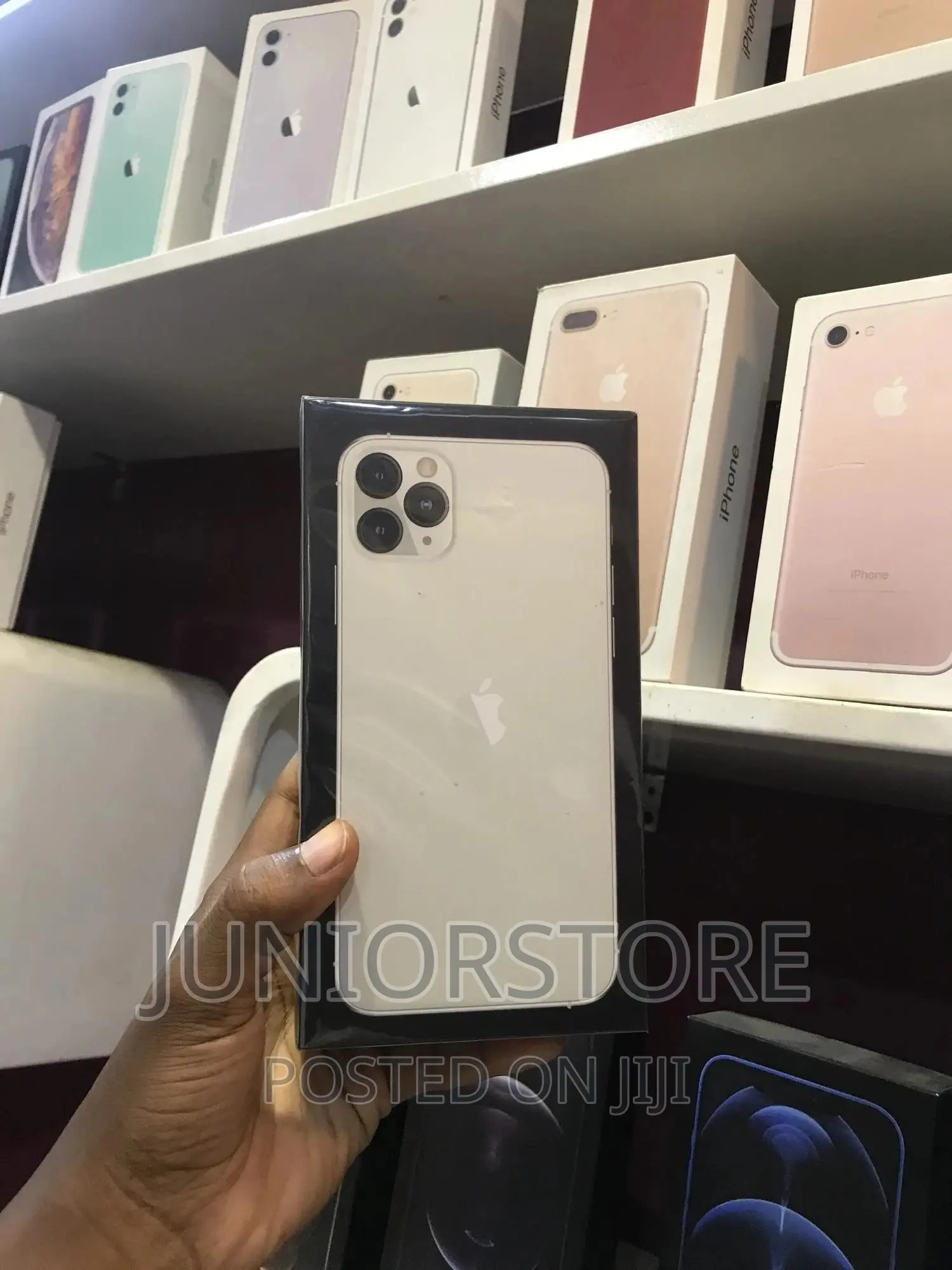 New Apple iPhone 11 Pro Max 256 GB Silver