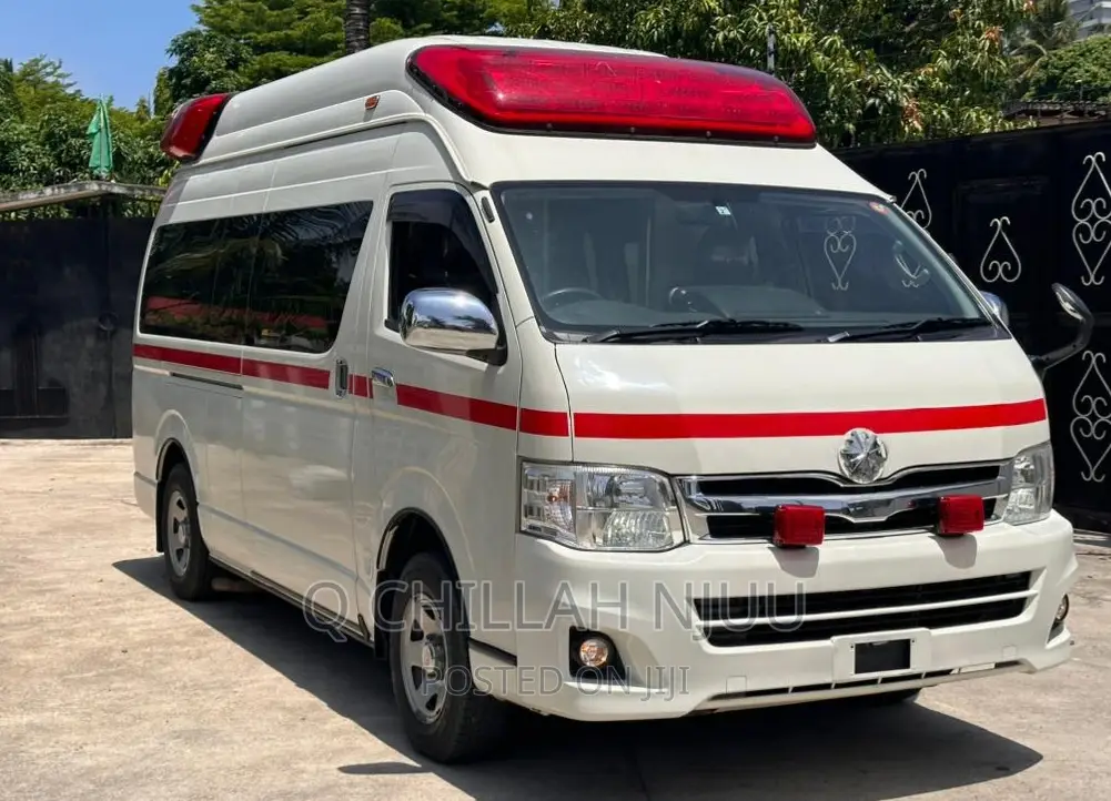Toyota HiAce 2011 White