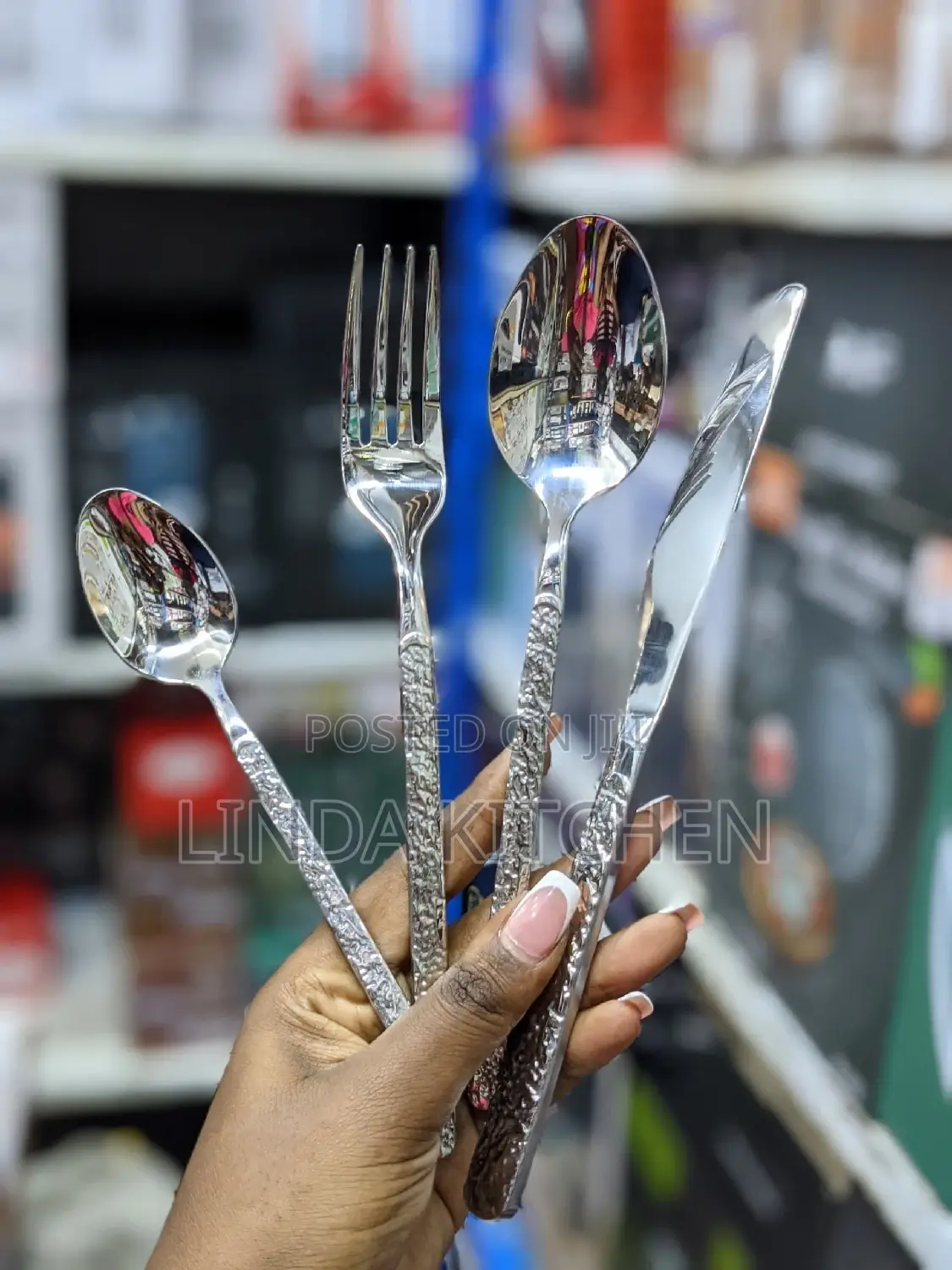 Cutlery Set Fork6pcs, Knife6pcs, Spoon6pcs and Tea Spoon 6pc