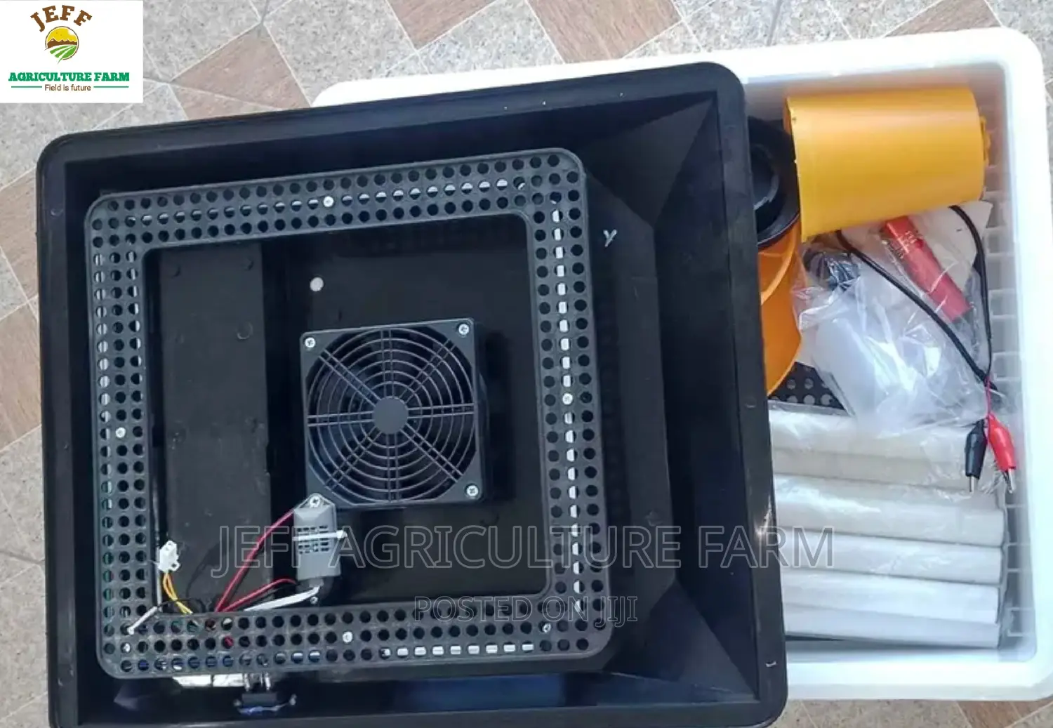 Hot Incubator Machine 60 Eggs