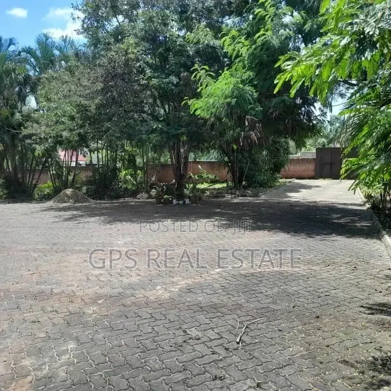 4bdrm House in Boki Dovya, Kinondoni for sale