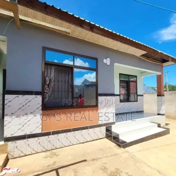3bdrm House in Kimara Bonyokwa, Kinondoni for sale