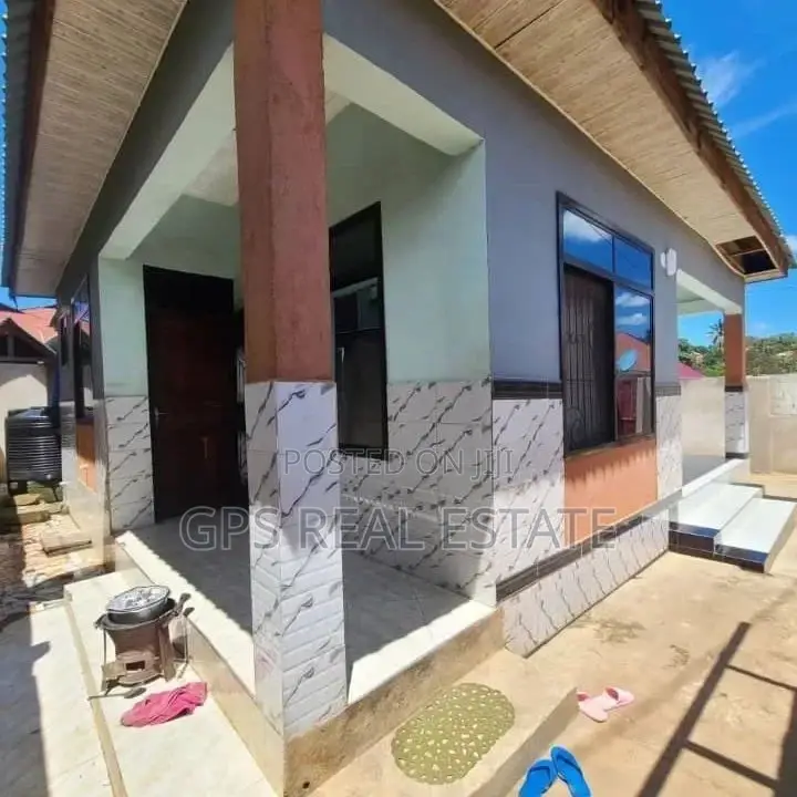 3bdrm House in Kimara Bonyokwa, Kinondoni for sale