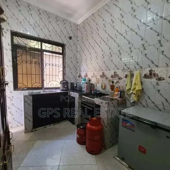 3bdrm House in Kimara Bonyokwa, Kinondoni for sale