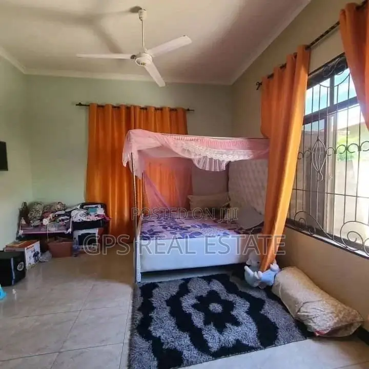 3bdrm House in Kimara Bonyokwa, Kinondoni for sale