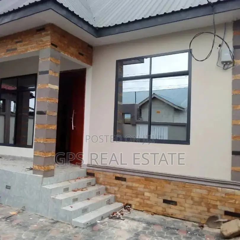 3bdrm House in Bunju B, Kinondoni for sale