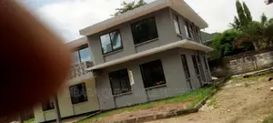 6bdrm House in Mikocheni for rent