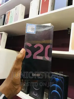 New Samsung Galaxy S20 128 GB Black