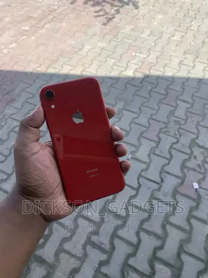 Apple iPhone XR 128 GB Red