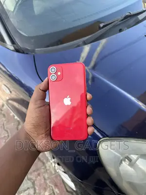 Apple iPhone 11 64 GB Red