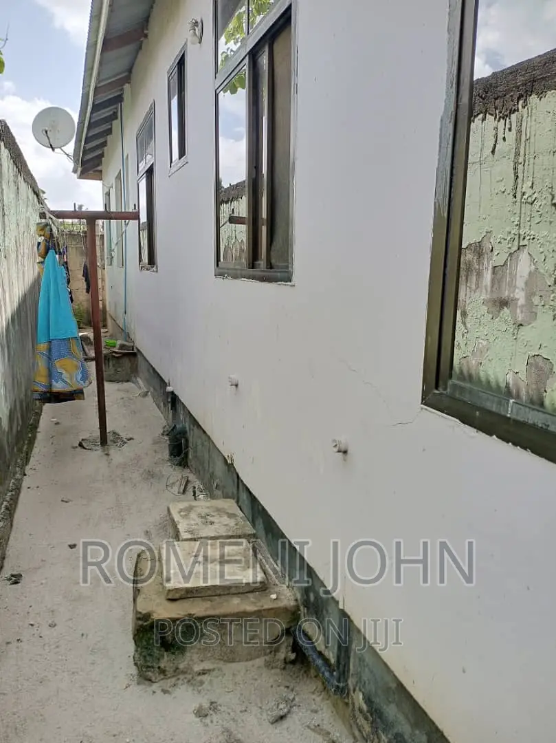 4bdrm Townhouse/Terrace in Tanzania Dsm Ukonga, Ilala for sale