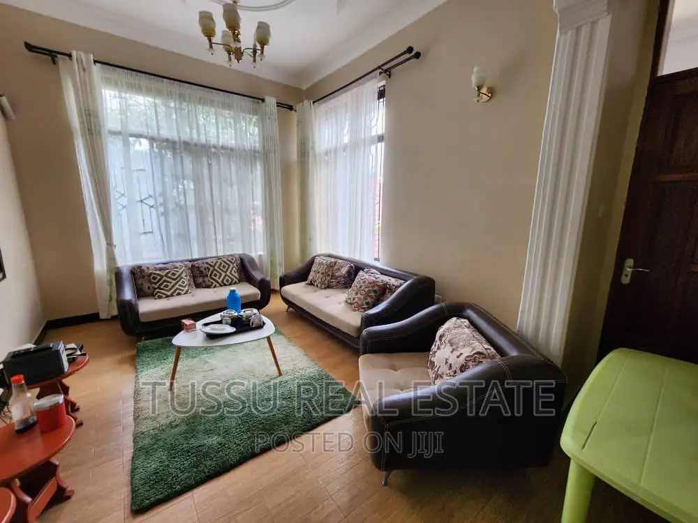 7bdrm Bungalow in Kigambon Kibada for sale