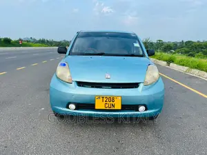 Toyota Passo 2004 Blue