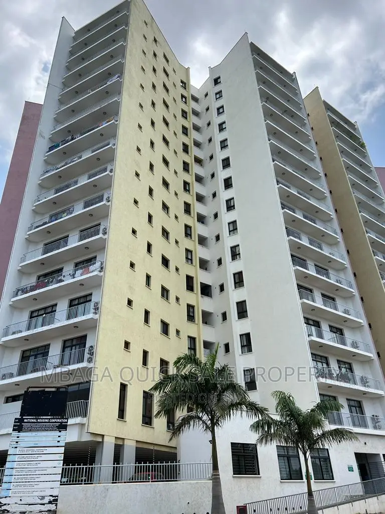 3bdrm Apartment in Kinondoni Hananasifu for sale