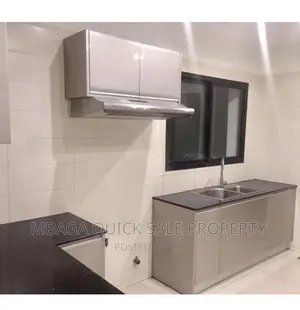 3bdrm Apartment in Kinondoni Hananasifu for sale