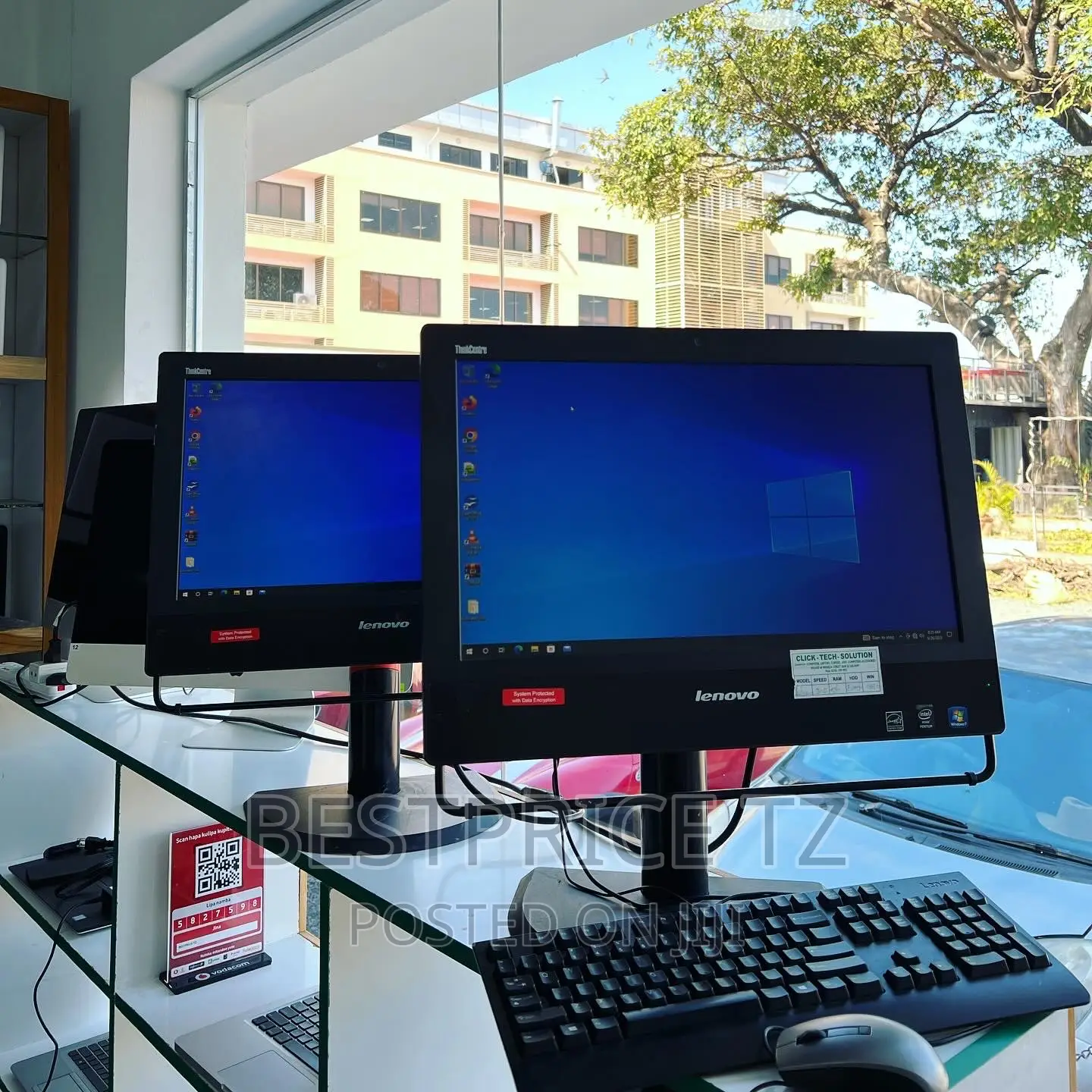 Desktop Computer Lenovo ThinkCentre M720 4GB Intel Pentium HDD 500GB