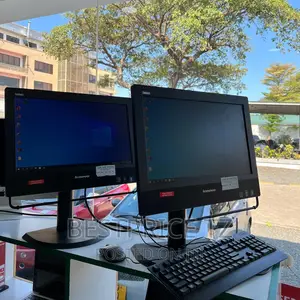Desktop Computer Lenovo ThinkCentre M720 4GB Intel Pentium HDD 500GB