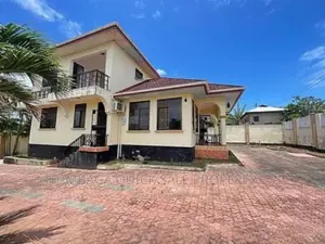 4bdrm House in Salasala, Mbezi Beach for rent