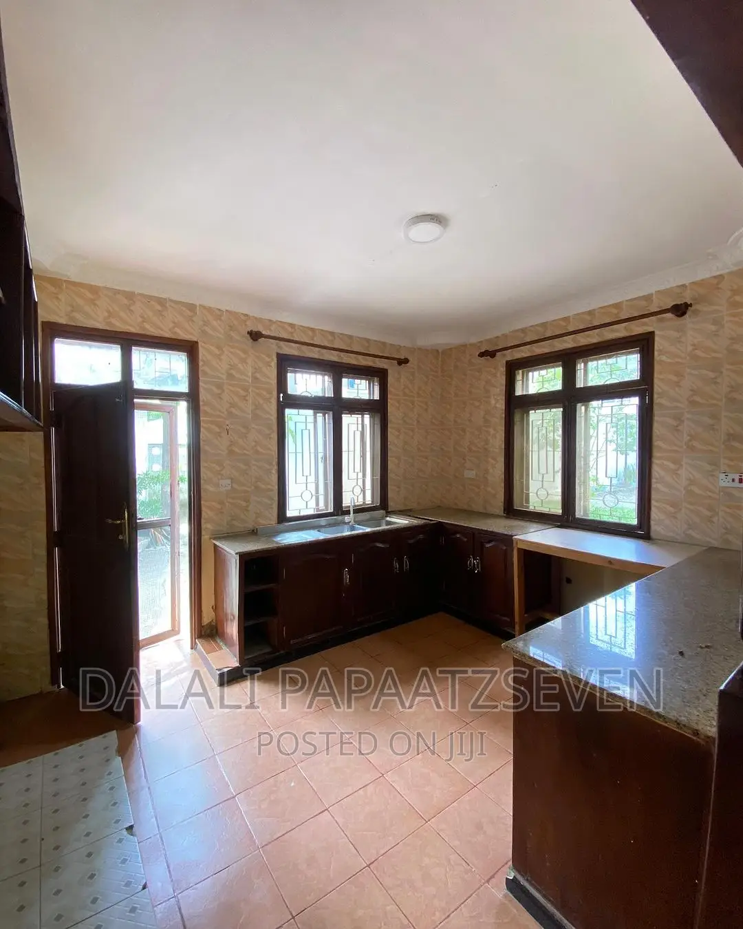 2bdrm Apartment in Dalalipapaatzseven, Mbweni for rent