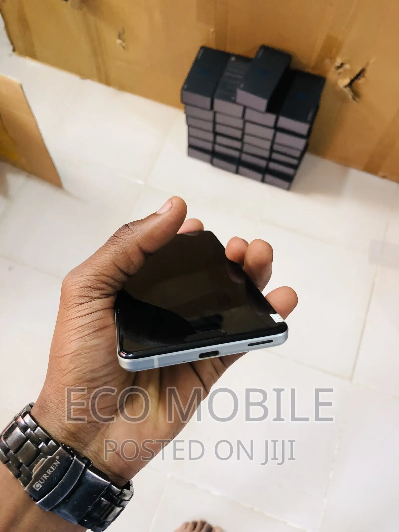 Sharp Aquos sense5G 64 GB