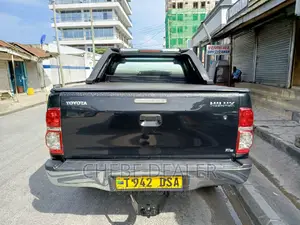 Toyota Hilux 2008 Black