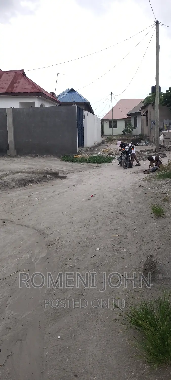 3bdrm Townhouse/Terrace in Tanzania Dsm Ukonga, Ilala for sale