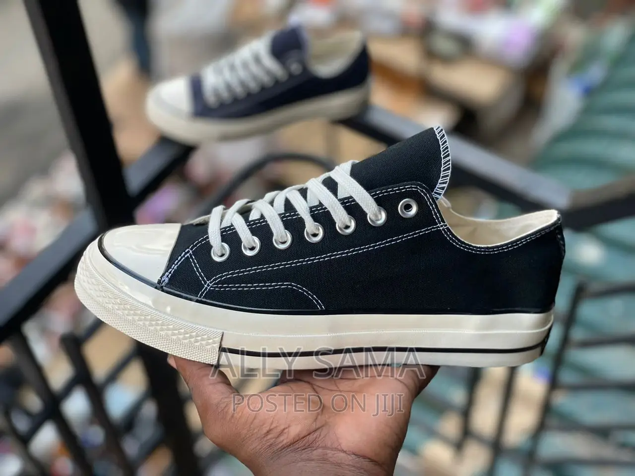 Converse Black White Original