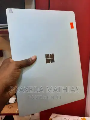 Laptop Microsoft Surface Laptop 8GB Intel Core I5 SSD 256GB
