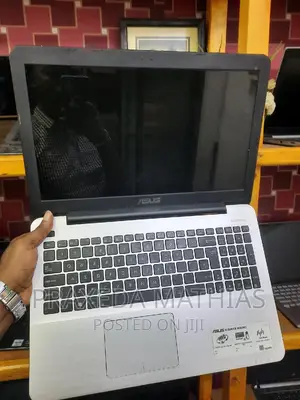 Laptop Asus A42JY 8GB Intel Core I5 HDD 320GB