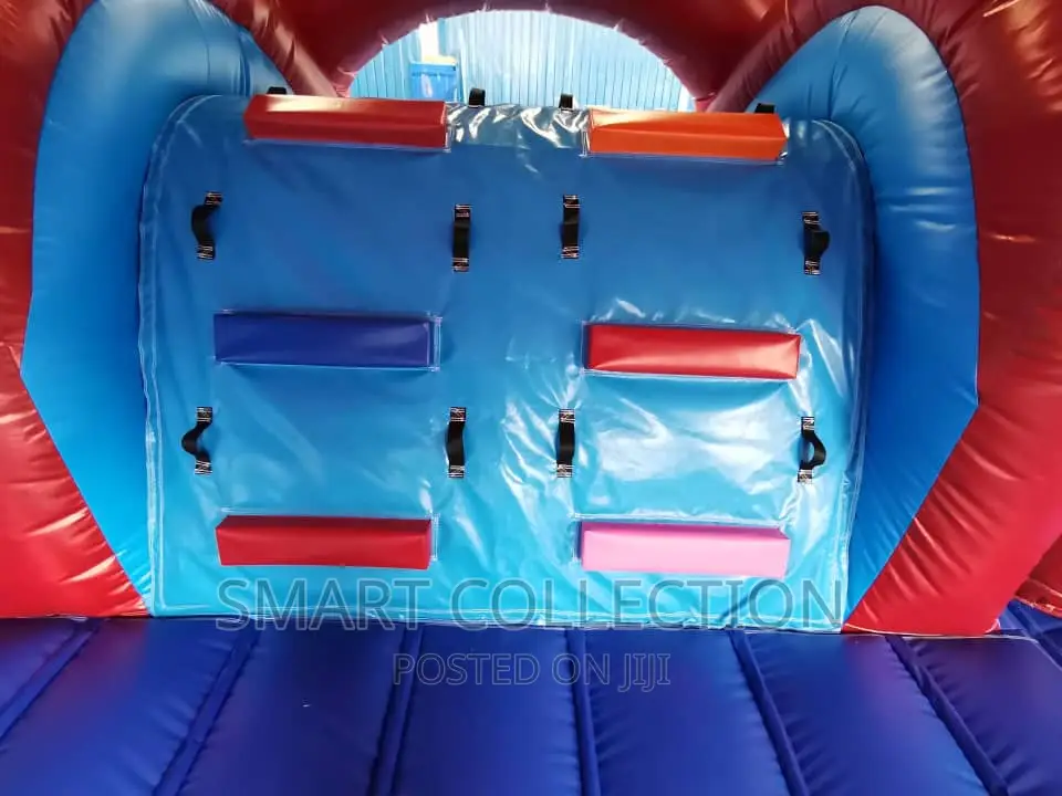 Large Inflatable Kids Bumping Playing Structure