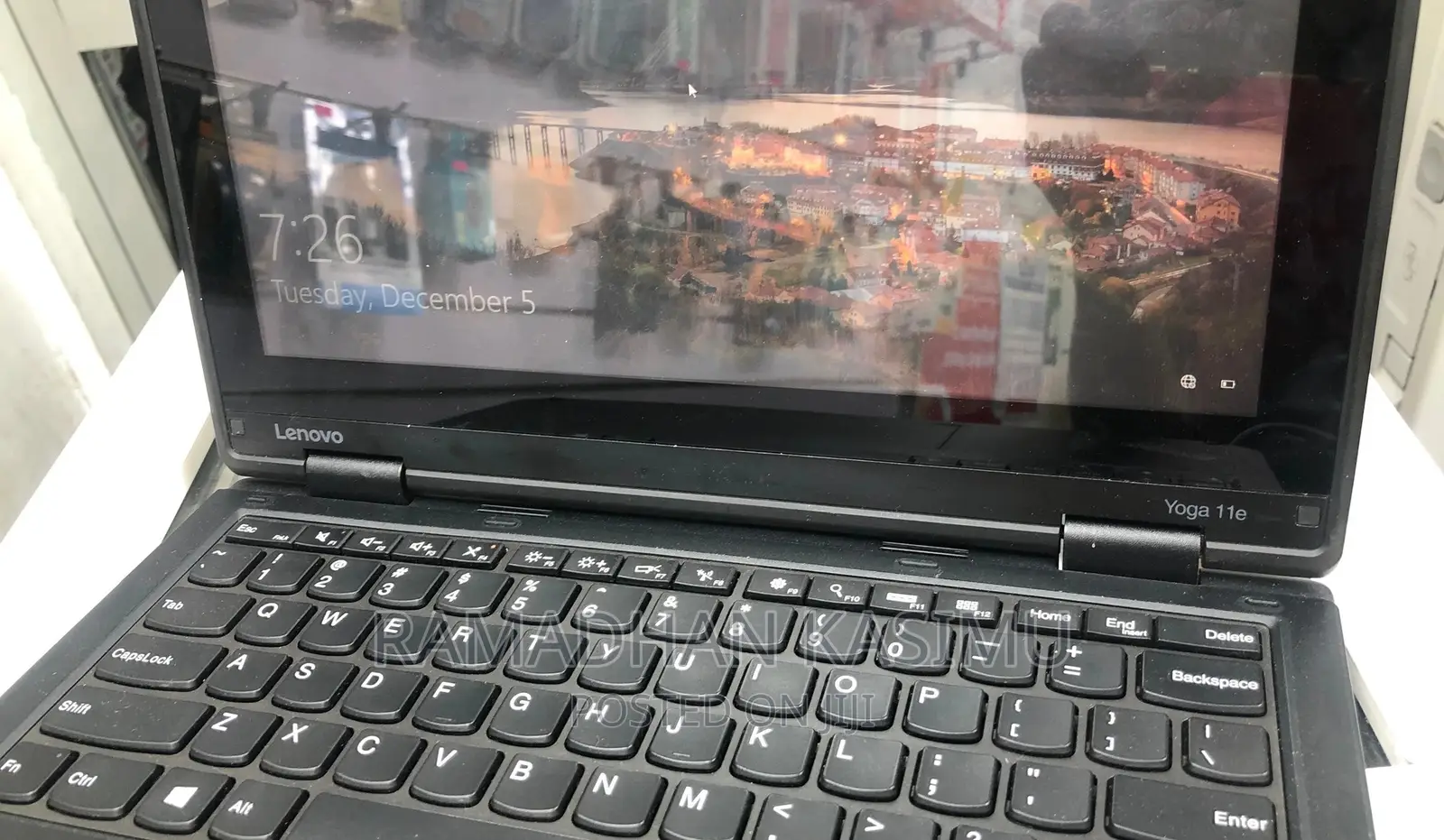 Laptop Lenovo Yoga 11e 4GB Intel SSD 128GB