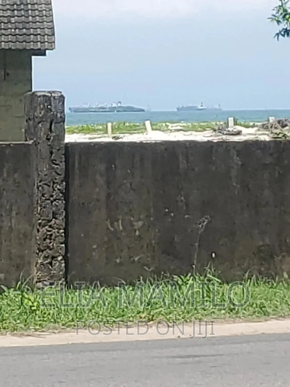 Beach Two Plot for Sale in Dar ES Salaam Magogoni, Road Side