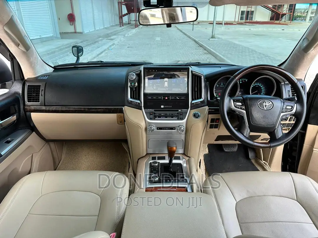 Toyota Land Cruiser 2018 Black