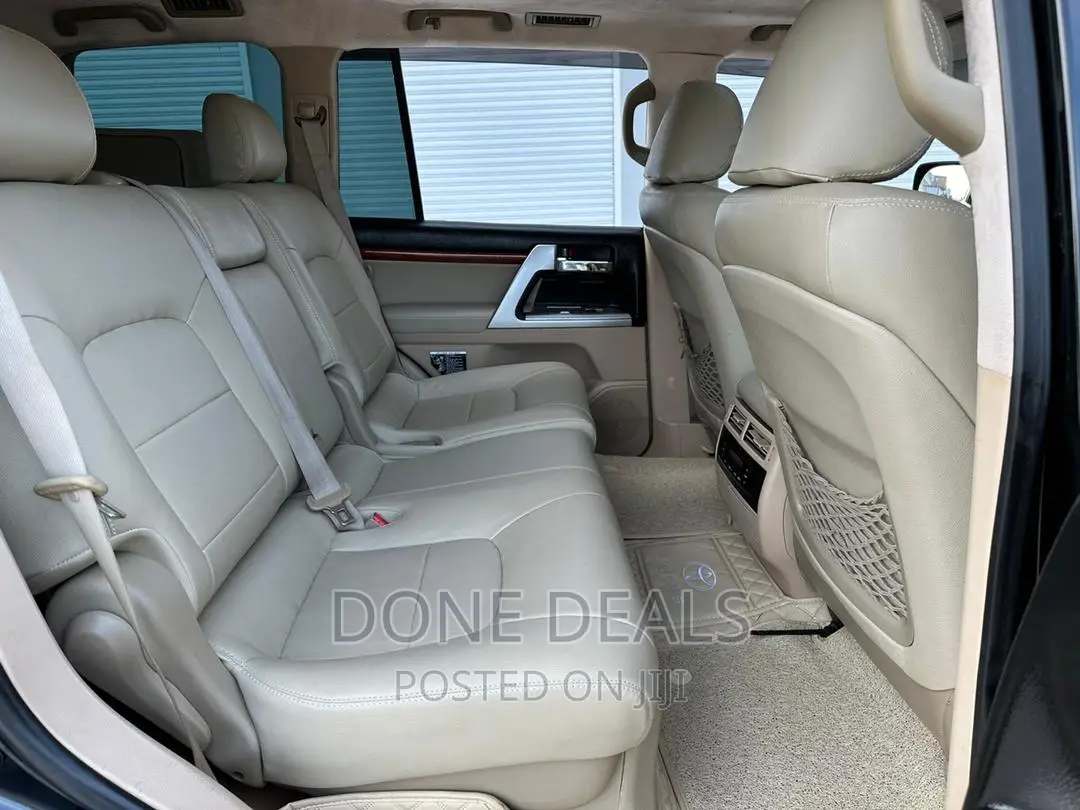 Toyota Land Cruiser 2018 Black