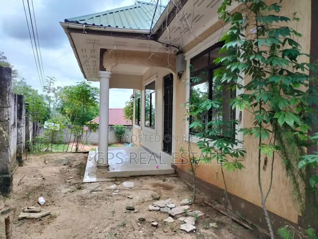 3bdrm House in Mbezi Salasala, Kinondoni for sale