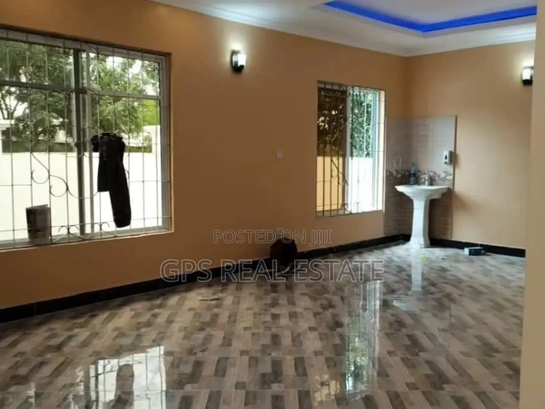 3bdrm House in Tegeta Namanga, Kinondoni for sale