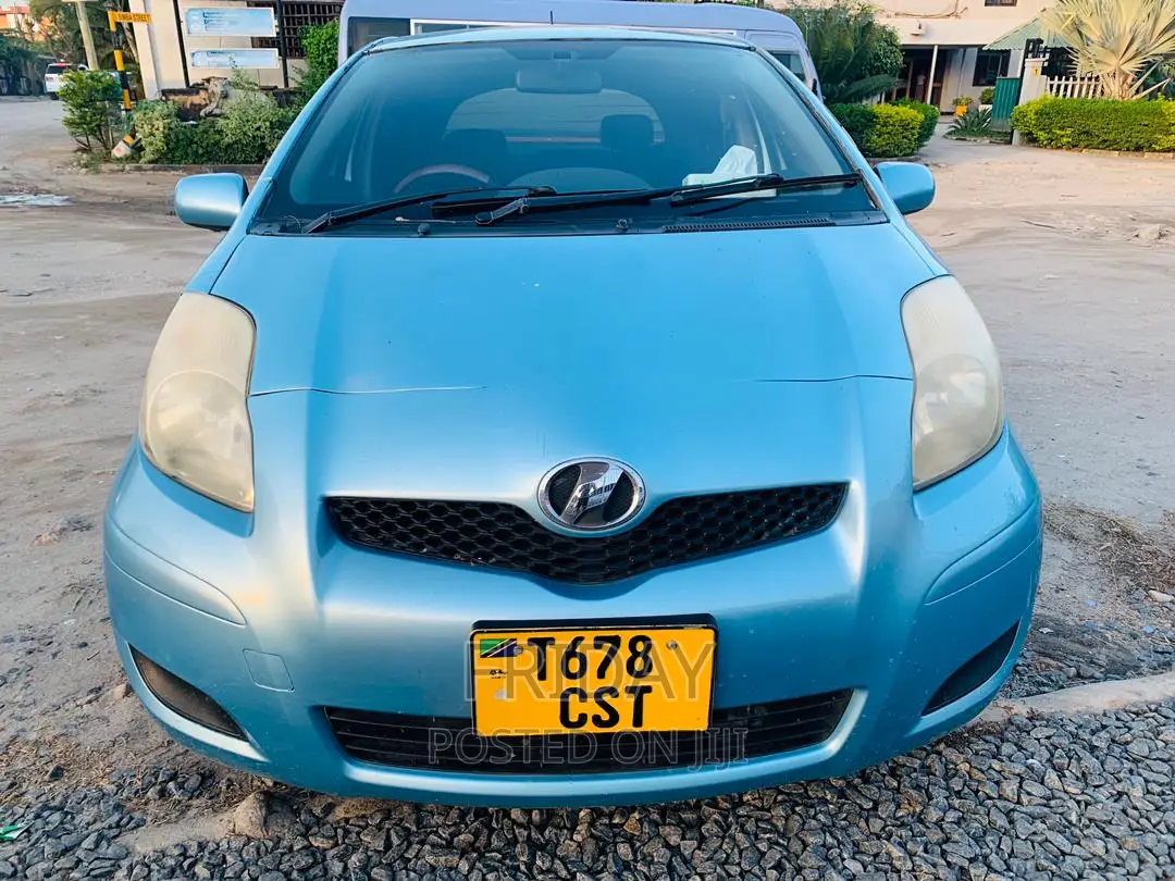 Toyota Vitz 1.0 FWD 5dr 2005 Blue
