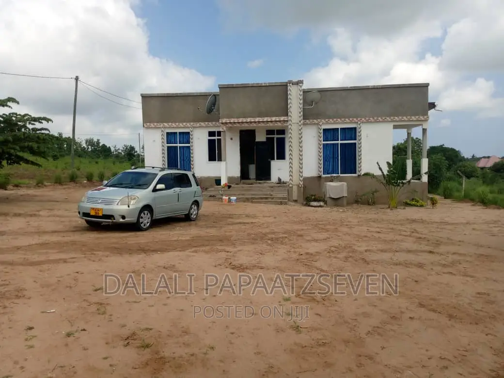 4bdrm House in Dalalipapaatzseven, Kinondoni for sale