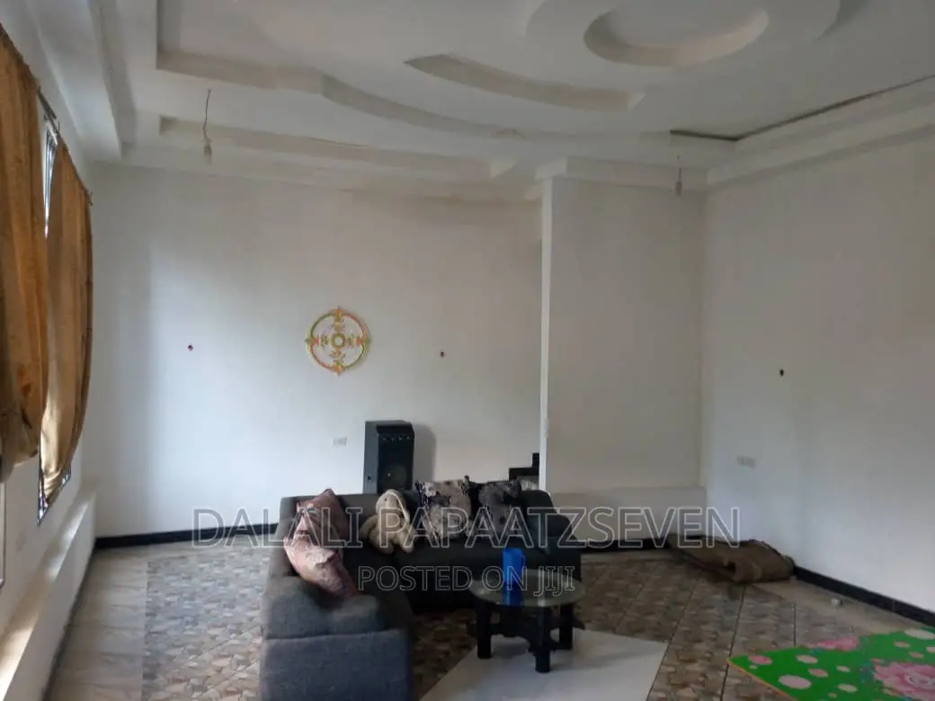 4bdrm House in Dalalipapaatzseven, Kinondoni for sale