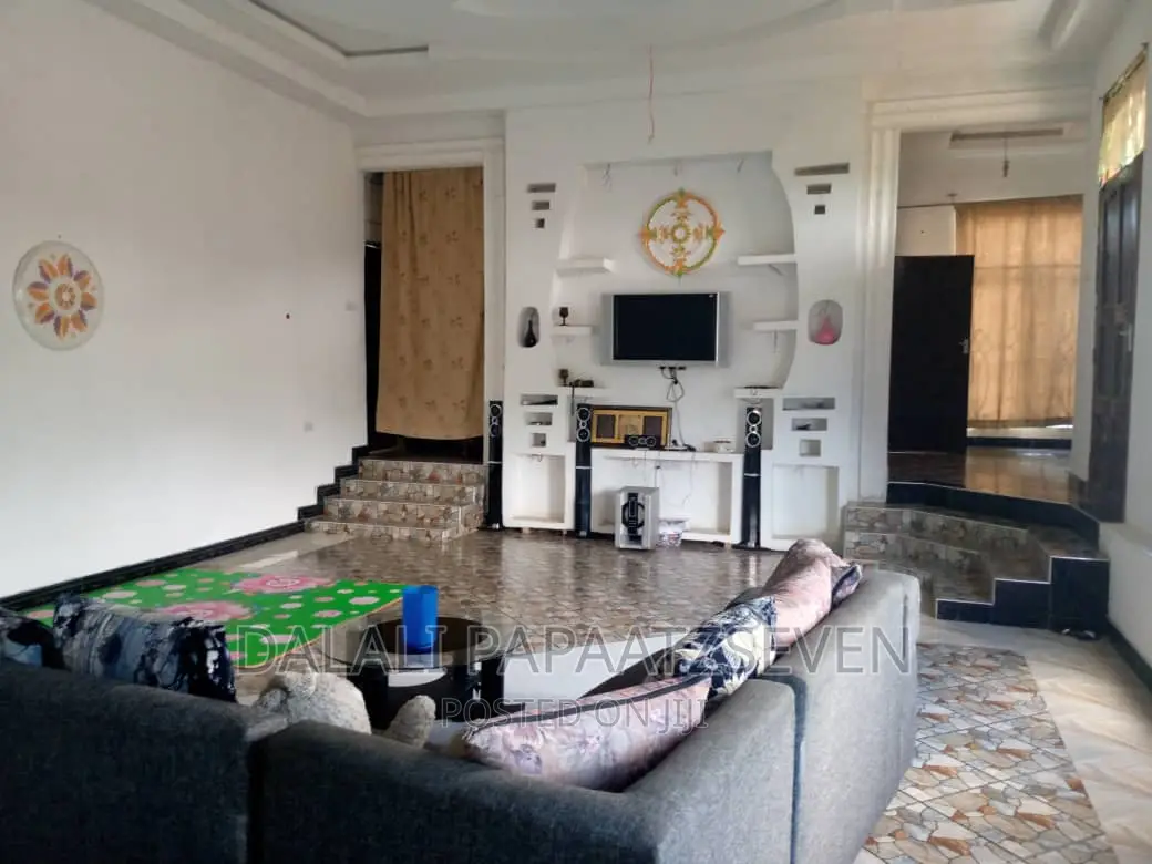 4bdrm House in Dalalipapaatzseven, Kinondoni for sale